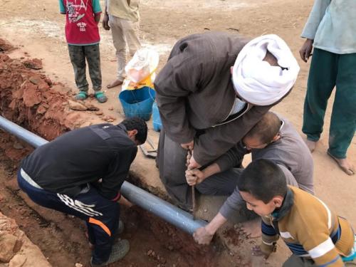 توصيل خط مياه جزيرة الودي - الصف - 4500 مستفيد - مارس 2017_275