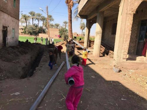 توصيل خط مياه في قرية الخرنقة - 37 بيت - يناير 2017_70