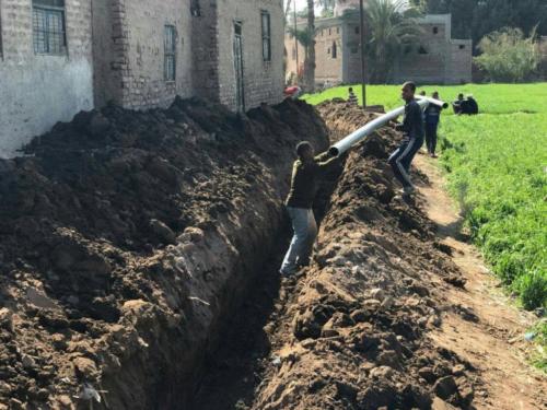توصيل خط مياه في قرية الخرنقة - 37 بيت - يناير 2017_71