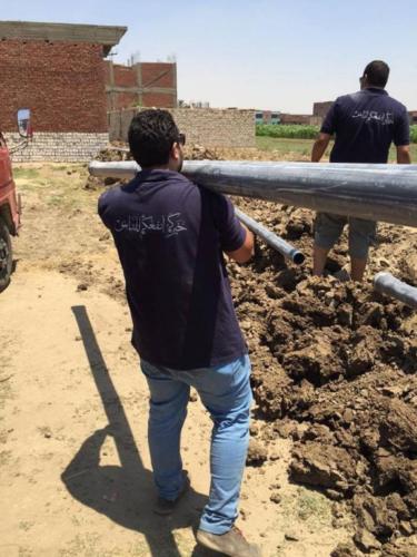 توصيل مياه - قرية المنشي - 10 يوليو 2015