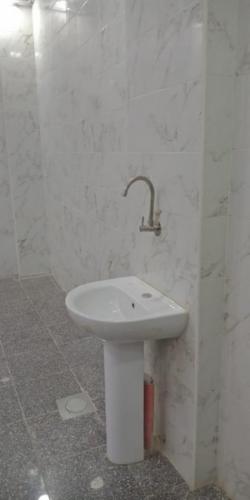 مركز غسيل كلوي - قرية حجازة - قنا_94